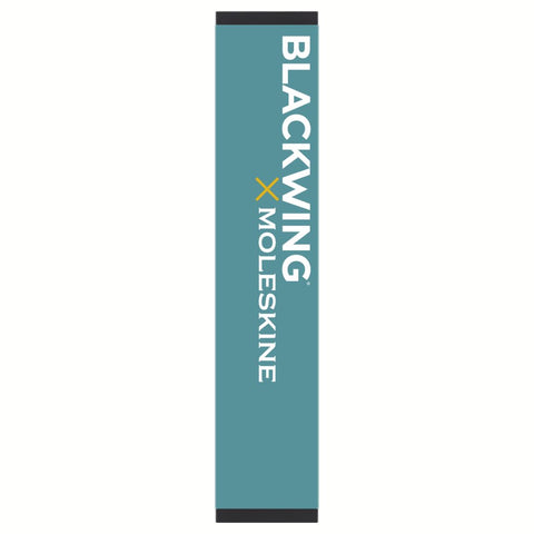 Caixa de Oferta Peanuts - Caderno Pautado + Caixa de 12 Lápis + Afia-Lápis