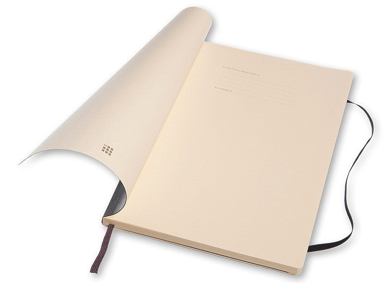 Workbook A4 Soft Liso - Preto