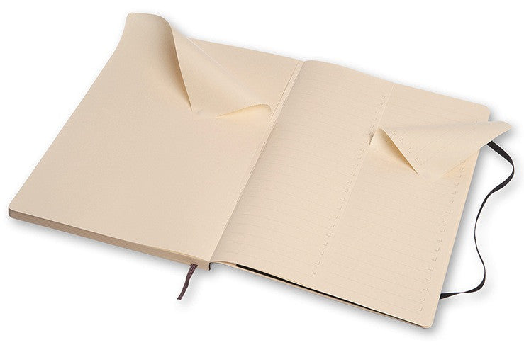 Workbook A4 Soft Liso - Preto